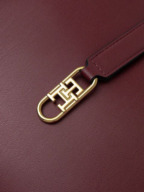 Tommy Hilfiger torebka kolor bordowy AW0AW17724