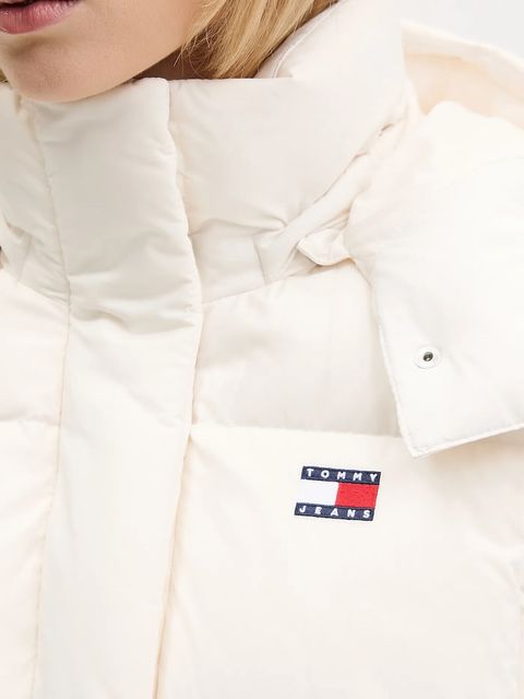 Tommy Jeans kurtka puchowa kolor beżowy zimowa DW0DW21623