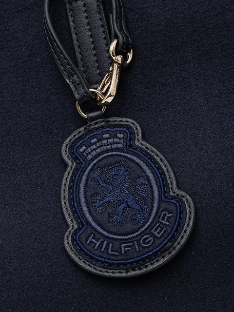 Tommy Hilfiger torebka kolor granatowy AW0AW18215