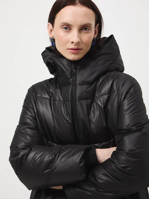 Medicine płaszcz puchowy kolor czarny