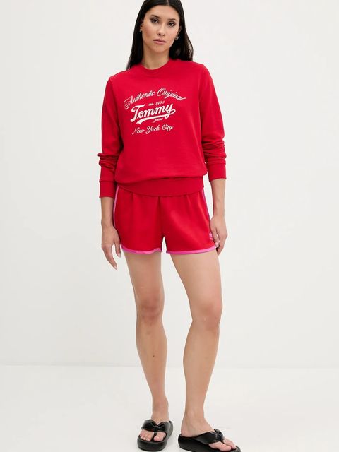 Tommy Jeans bluza bawełniana damska kolor czerwony z nadrukiem DW0DW20942 - zdjęcie produktu nr 2