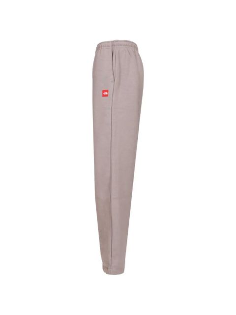 The North Face Red Box logo-patch trousers - Grey