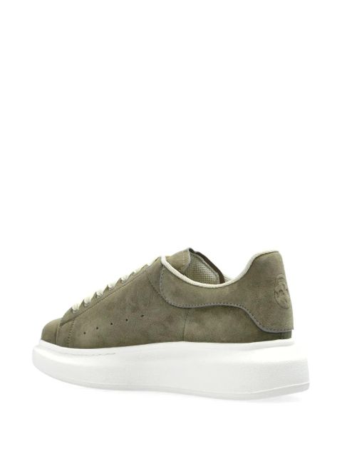 Alexander McQueen Oversized suede sneakers - Grey - zdjęcie produktu nr 2