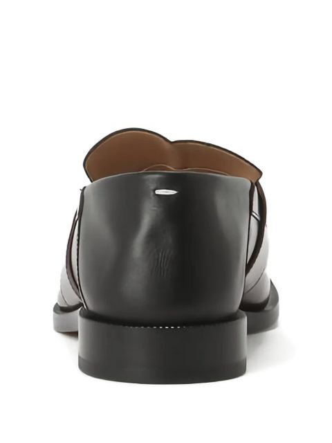 Maison Margiela Tabi leather loafers - Brown