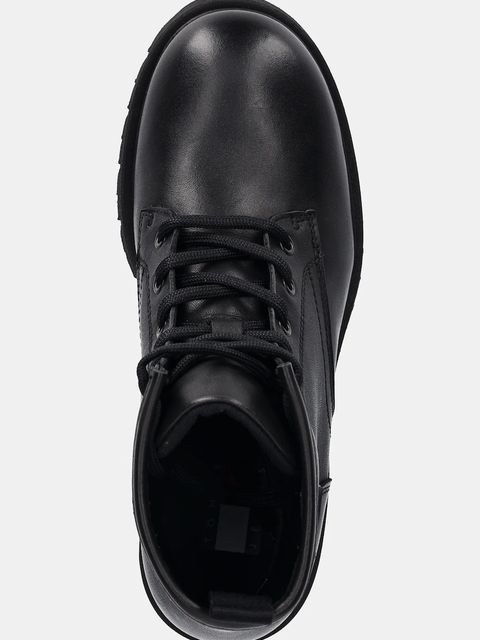 Tommy Jeans botki skórzane TJW LACE UP LEATHER BOOT damskie kolor czarny na płaskim obcasie EN0EN02824