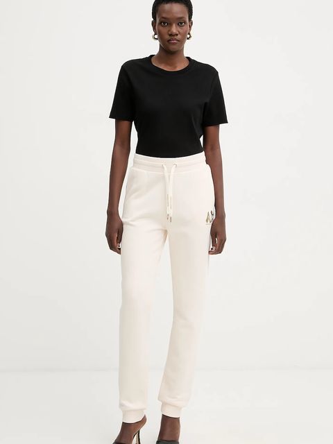 Armani Exchange spodnie dresowe bawełniane damskie kolor beżowy z aplikacją XW000808 AF16192