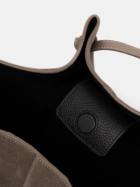 Yuzefi torebka zamszowa MOCHI kolor beżowy YUZRS25-HB-MO-S018