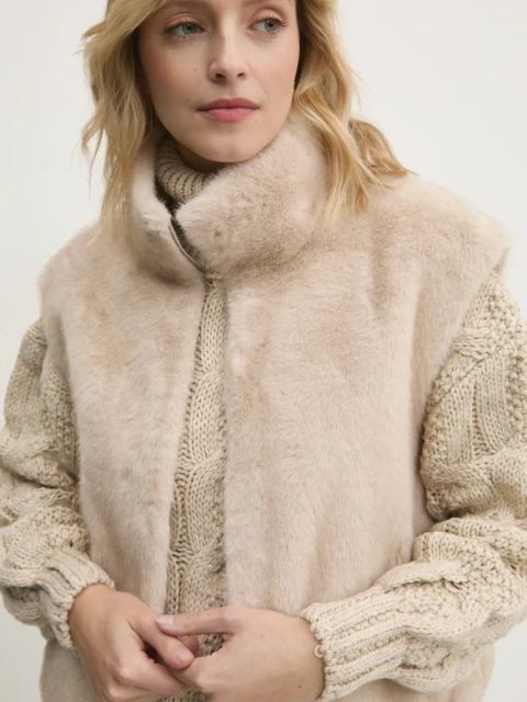 Answear.LAB bezrękawnik damski kolor beżowy przejściowy