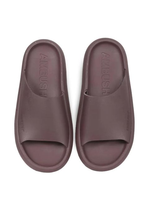 AMBUSH logo-embossed flat sandals - Brown