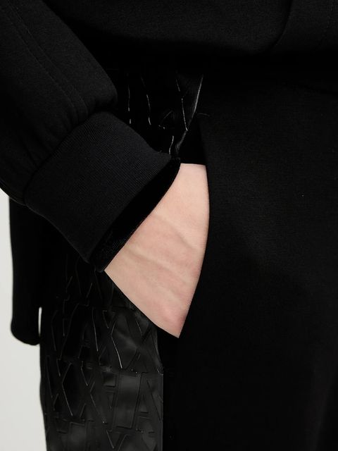 Armani Exchange spodnie dresowe damskie kolor czarny gładkie XW000997 AF16111 - zdjęcie produktu nr 2