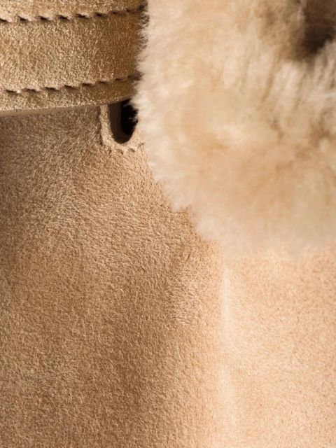 Miu Miu Aventure shearling tote bag - Brown