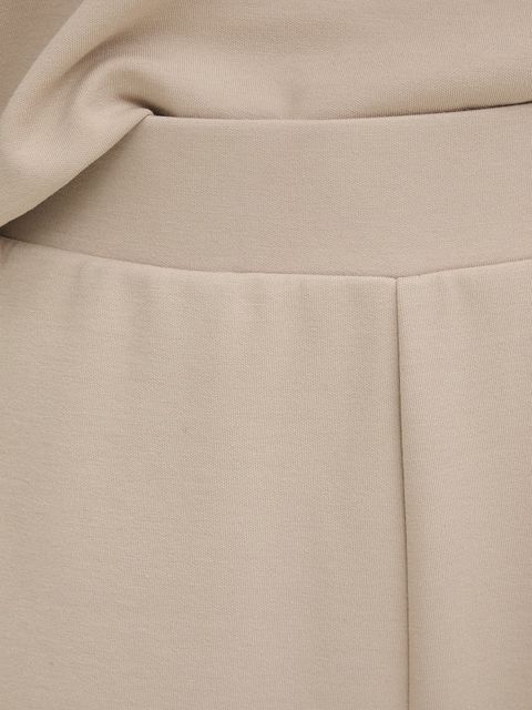 EA7 Emporio Armani dres