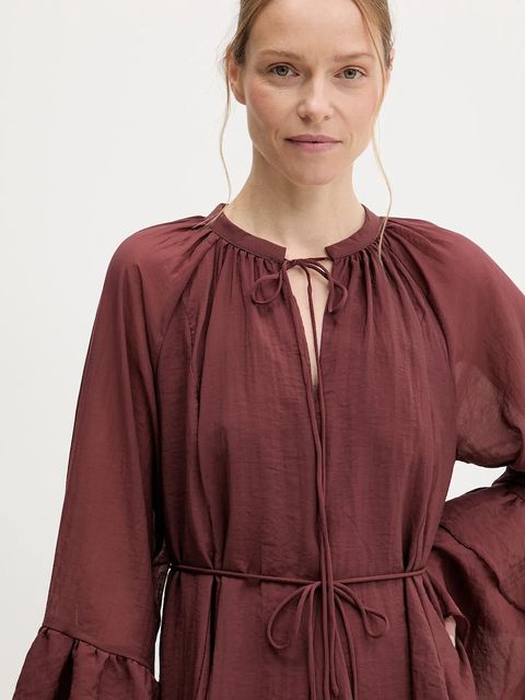 Answear.LAB sukienka kolor bordowy mini rozkloszowana