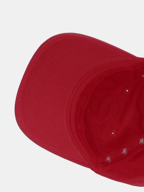 Tommy Hilfiger czapka z daszkiem kolor czerwony AW0AW18221