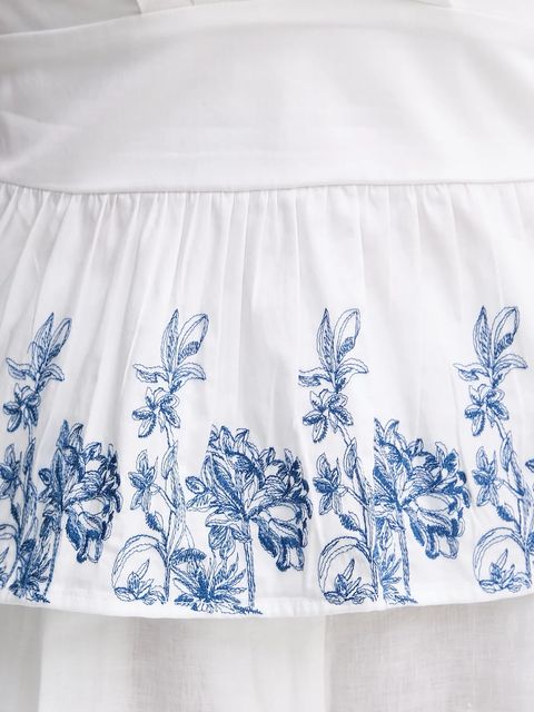 Guess top damska kolor biały z aplikacją W5GH1A WH580