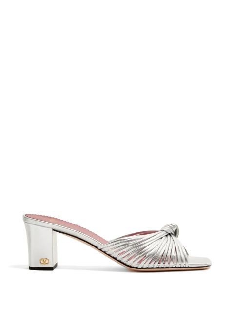 Valentino Garavani Annet slide sandals in laminated nappa 60mm - Silver - zdjęcie produktu nr 1