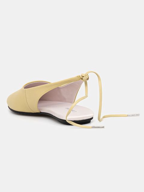 Calvin Klein baleriny skórzane BALLERINA SLING BACK LTH kolor żółty HW0HW02655