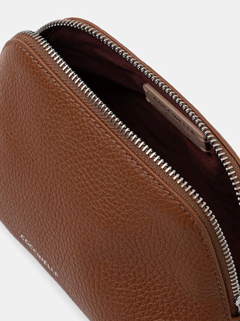 Coccinelle kosmetyczka skórzana kolor brązowy E5.TMF.25.01.01