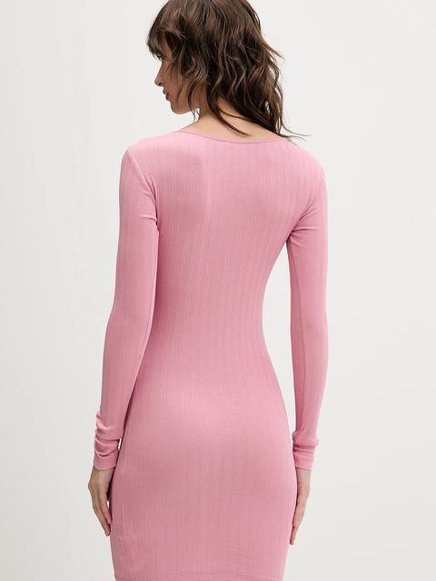 Tommy Jeans sukienka kolor różowy mini dopasowana DW0DW21508