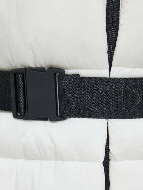 Didriksons kurtka damska kolor biały zimowa