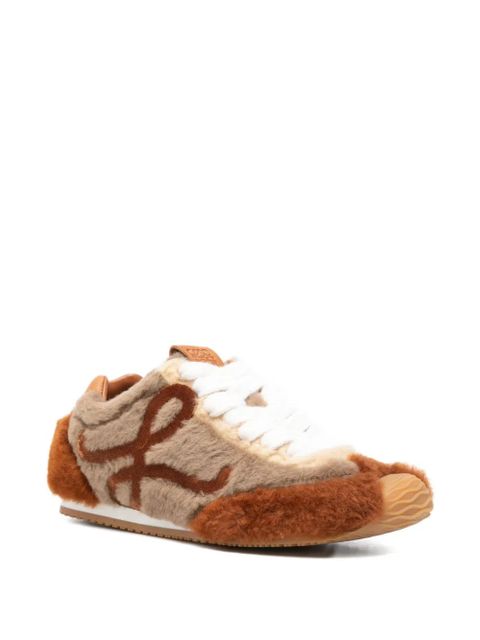 LOEWE logo-plaque sneakers - Brown