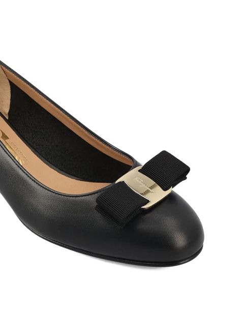Ferragamo 60mm Vara grosgrain-bow low-heel pumps - Black