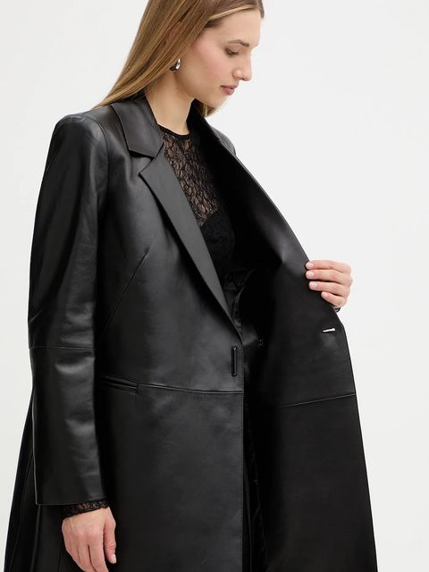 BOSS płaszcz skórzany kolor czarny 50556276