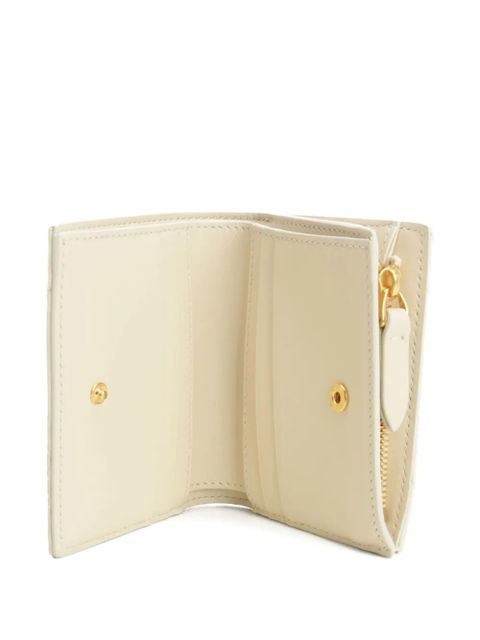 Valentino Garavani quilted VLogo wallet - Neutrals