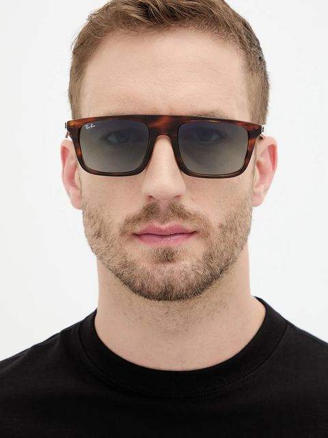 Ray-Ban okulary przeciwsłoneczne kolor brązowy 0RB2222