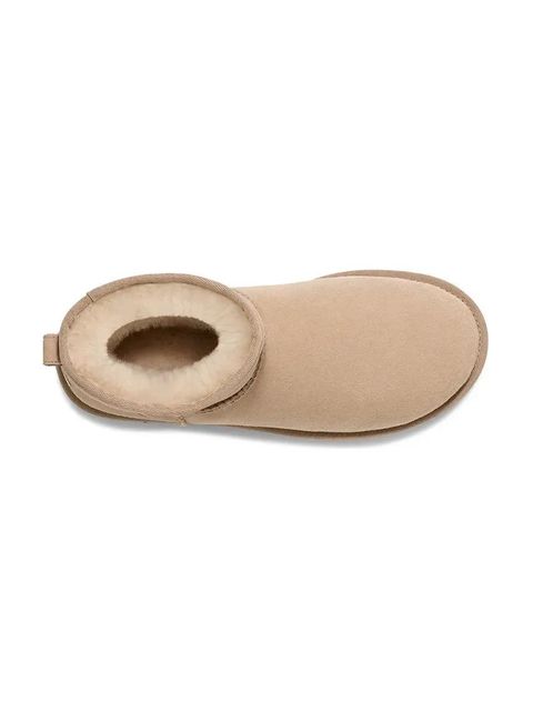 UGG śniegowce zamszowe Classic Mini II kolor beżowy 1016222