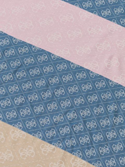 Guess szal damski kolor niebieski wzorzysty AW5312 VIS03