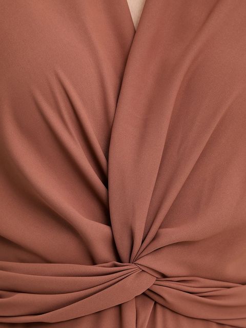 Answear.LAB kombinezon kolor brązowy z dekoltem w szpic