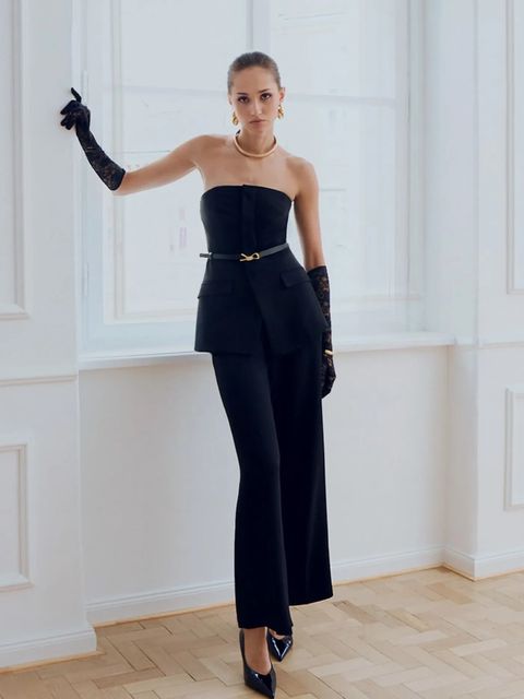 Answear.LAB kombinezon kolor czarny z dekoltem karo - zdjęcie produktu nr 1