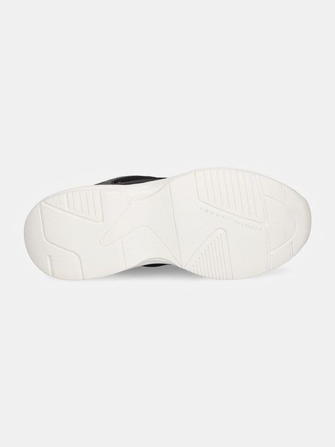 Tommy Hilfiger sneakersy skórzane CHUNKY RUNNER kolor czarny FW0FW08130