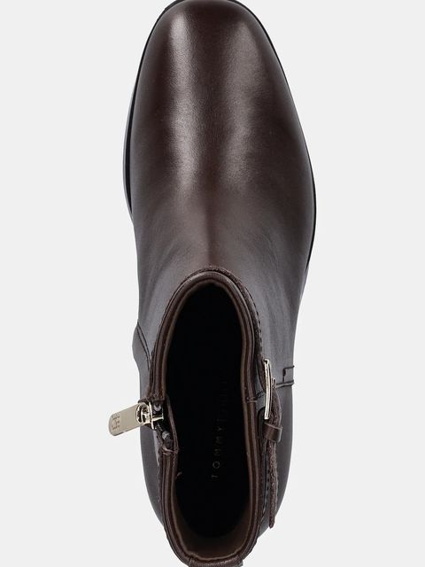 Tommy Hilfiger botki skórzane TH BUCKLE RIDING MID HEEL BOOTIE damskie kolor brązowy na słupku FW0FW08859