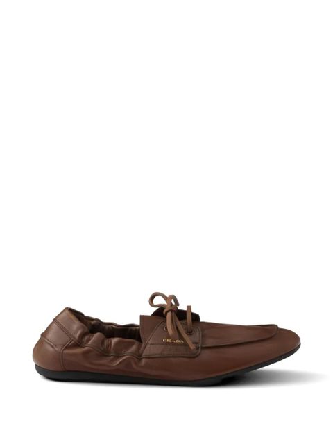 Prada shuffle antiqued leather boat shoes - Brown - zdjęcie produktu nr 1
