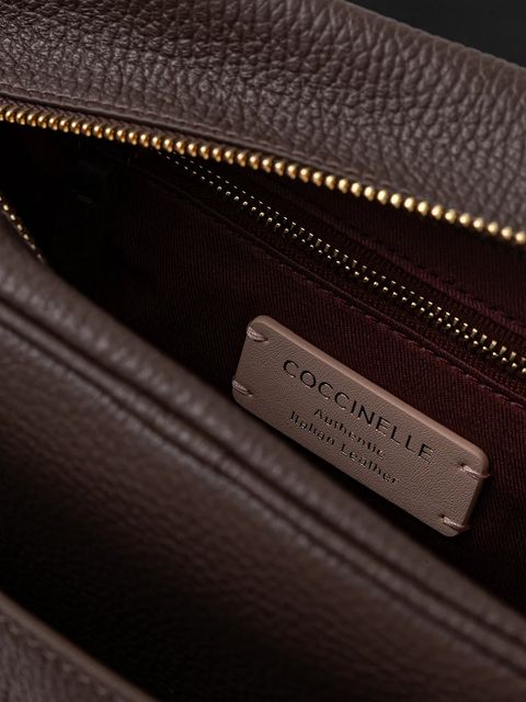 Coccinelle torebka skórzana COCCINELLECAMPUS kolor brązowy RFF 15 02 01 - zdjęcie produktu nr 2