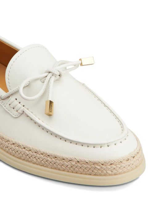 Tod's lace-detail loafers - White