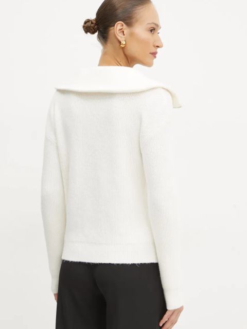 Morgan sweter z domieszką wełny MCOLAR damski kolor beżowy z golfem MCOLAR