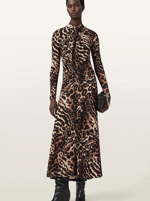 AllSaints sukienka kolor brązowy maxi rozkloszowana W206DD