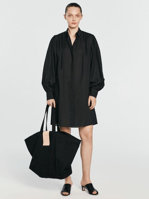 ANIA KUCZYŃSKA - Sukienka z bufiastymi rękawami Maxi Xenia - zdjęcie produktu nr 1