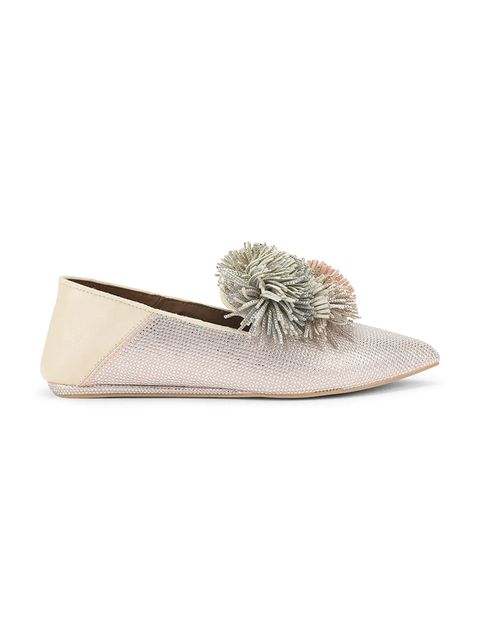 Kurt Geiger London mokasyny zamszowe Pom Pom Point Slip On kolor beżowy na płaskim obcasie 5388365209 - zdjęcie produktu nr 1