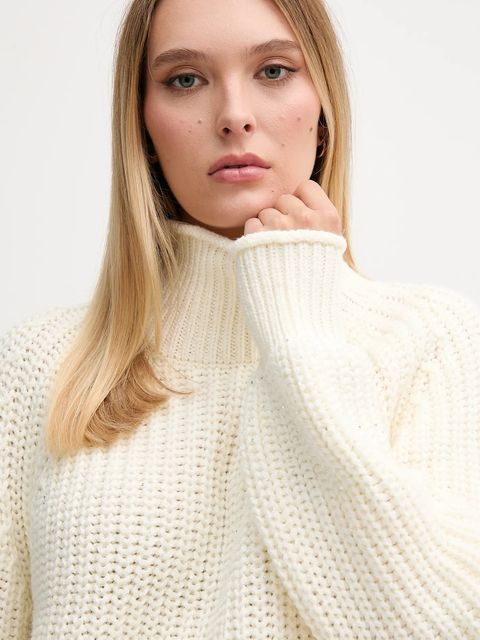 Marc Aurel sweter damski kolor beżowy z golfem 8014-8000-82084