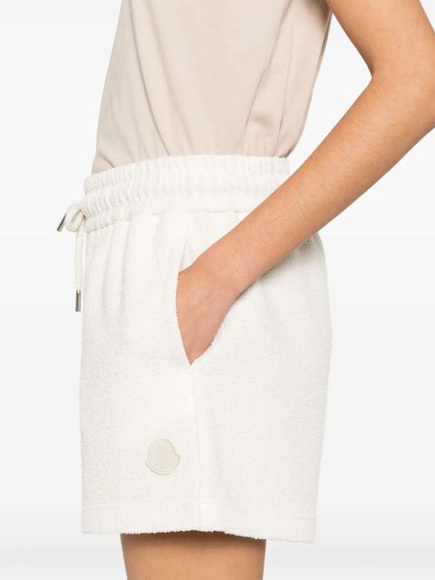 Moncler logo-patch shorts - White