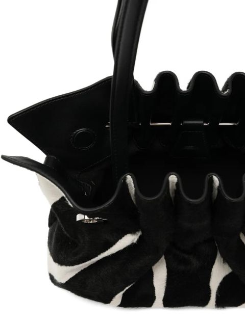 Ferragamo animal-printed calf hair shoulder bag - Black