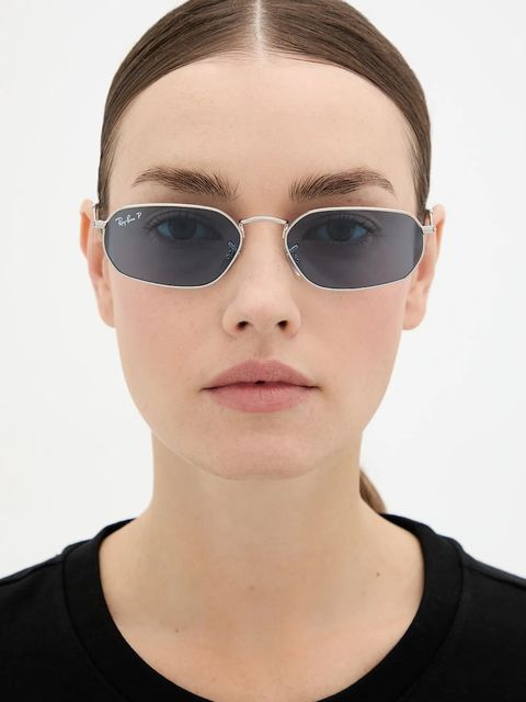 Ray-Ban okulary przeciwsłoneczne kolor srebrny 0RB3947