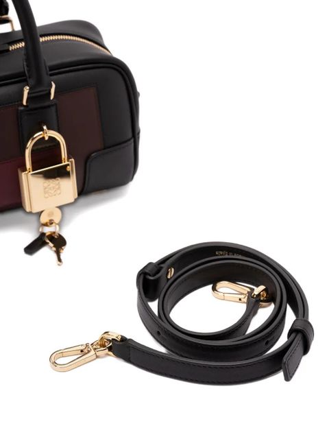 LOEWE Amazona 23 padlock-detail shoulder bag - Black