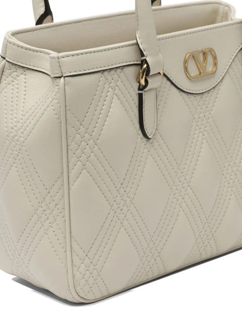 Valentino Garavani v-logo quilted shoulder bag - Neutrals