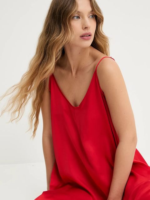 Answear.LAB sukienka kolor czerwony maxi rozkloszowana