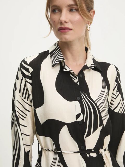 Answear.LAB sukienka kolor czarny midi prosta